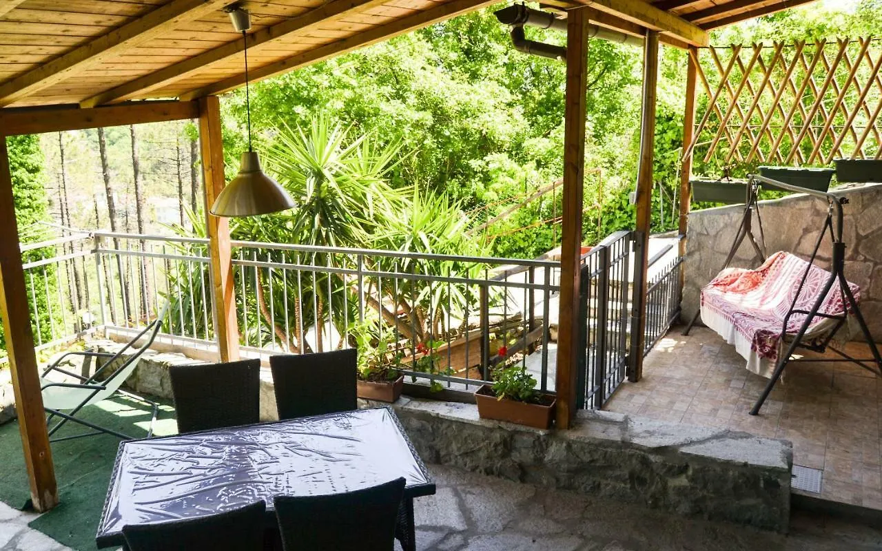 Nonno Paco Apartment Casarza Ligure